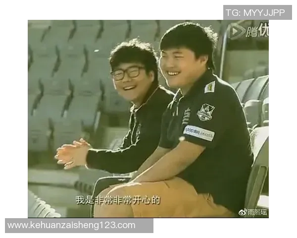 马丁内斯的传奇旅程：从默默无闻到世界瞩目的足球明星之路