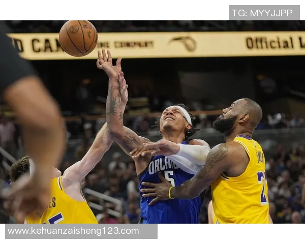 马布里与慈世平的篮球传奇对决回顾与分析